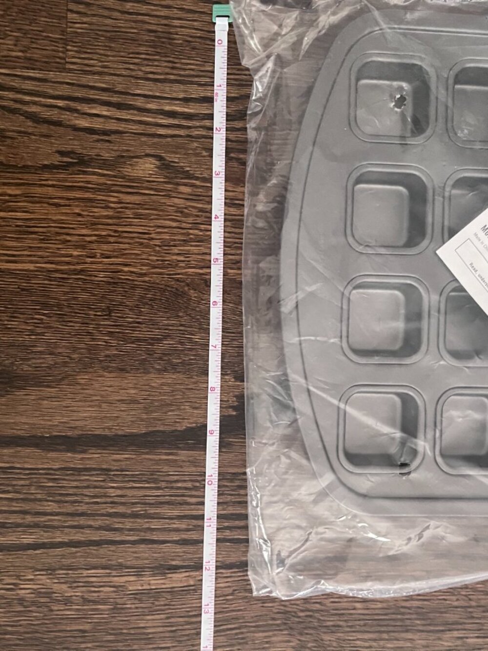 New in package: Pampered Chef Brownie Bite Pan (Item #100177). - Picture 4 of 5